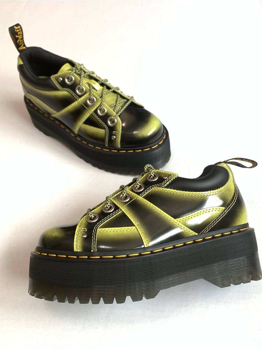 Dr. Martens 5 Eye Distressed Quad Max Platform Arcadia Green Shoes Women’s Sz 8 - Picture 3 of 8